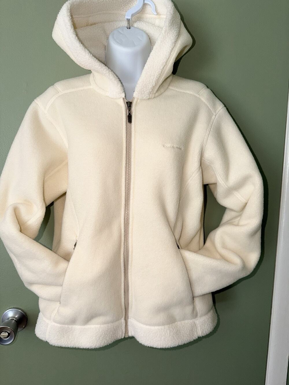 Patagonia Synchilla Arctic Jacket Full Zip Fleece Hoodie Women's M Cream NAT